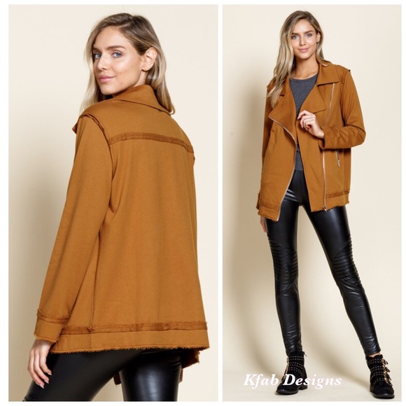 🥰LAST 1! Soft Camel Oversized Knit Moto Jacket! - Picture 6 of 6